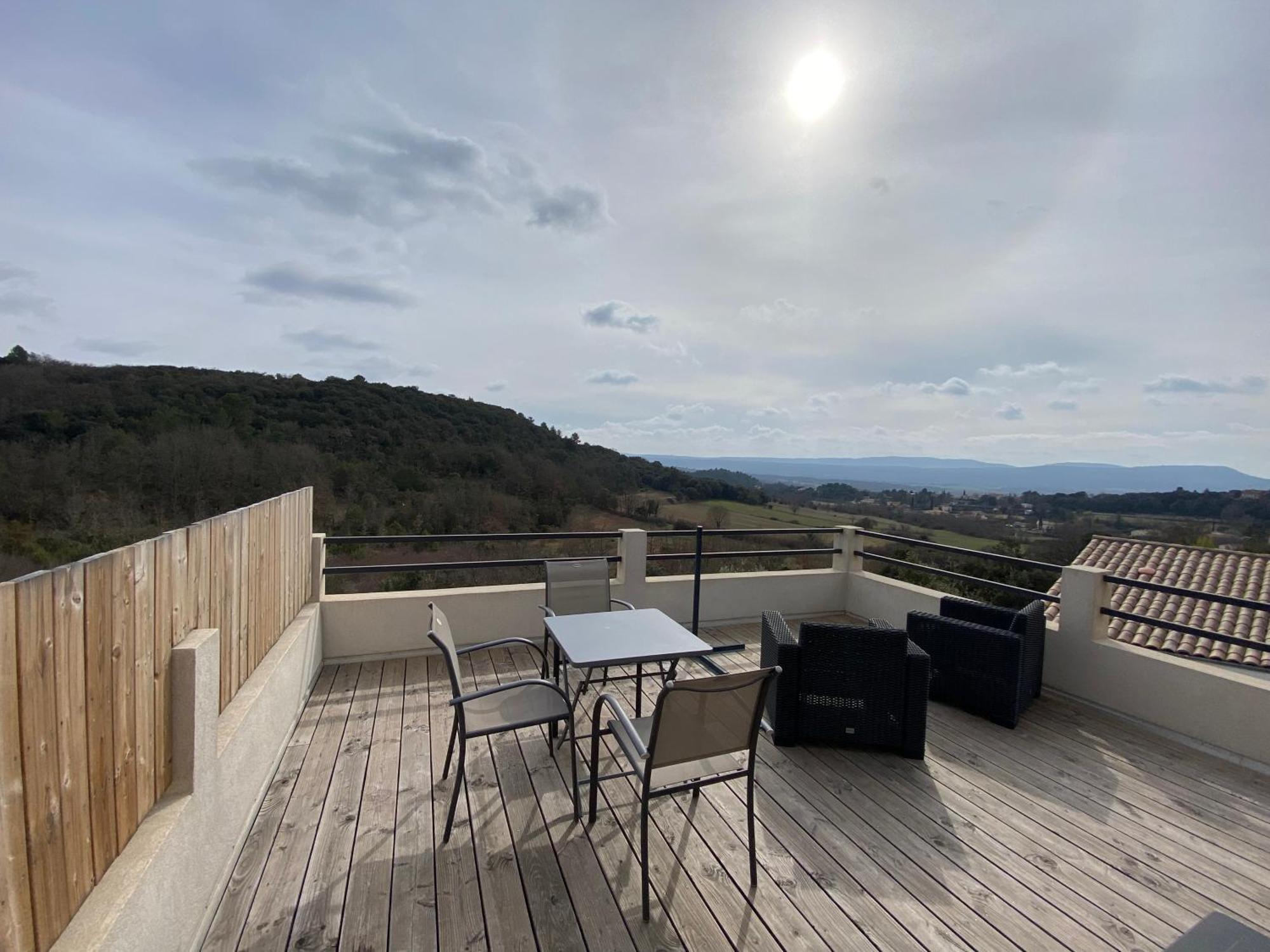 Studio Au Calme, Grande Terrasse Avec Vue Vallee Ginasservis Екстериор снимка